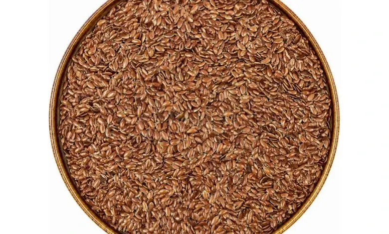 Flax seeds in bowl