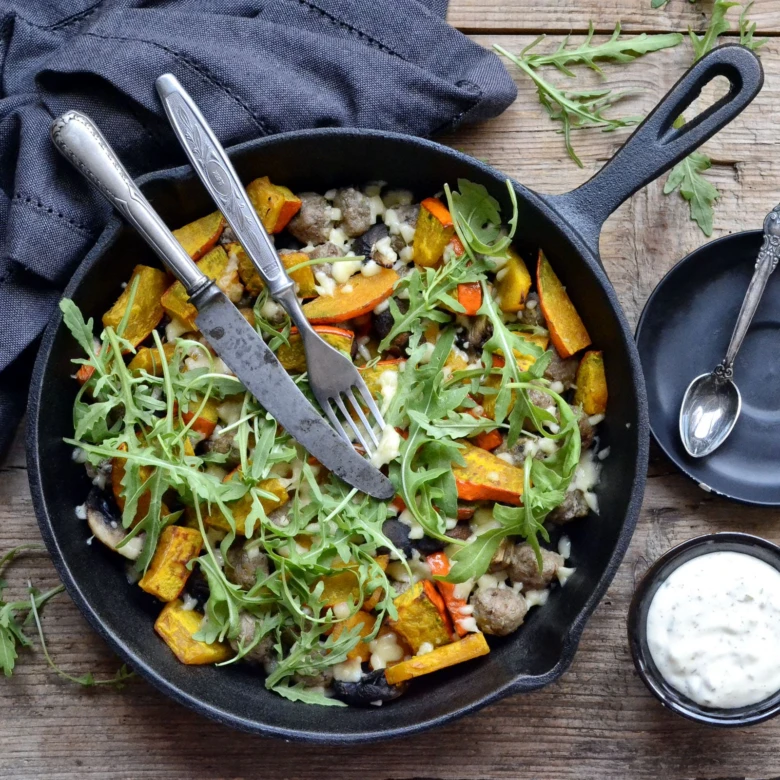 Skillet with vegetables and meat
